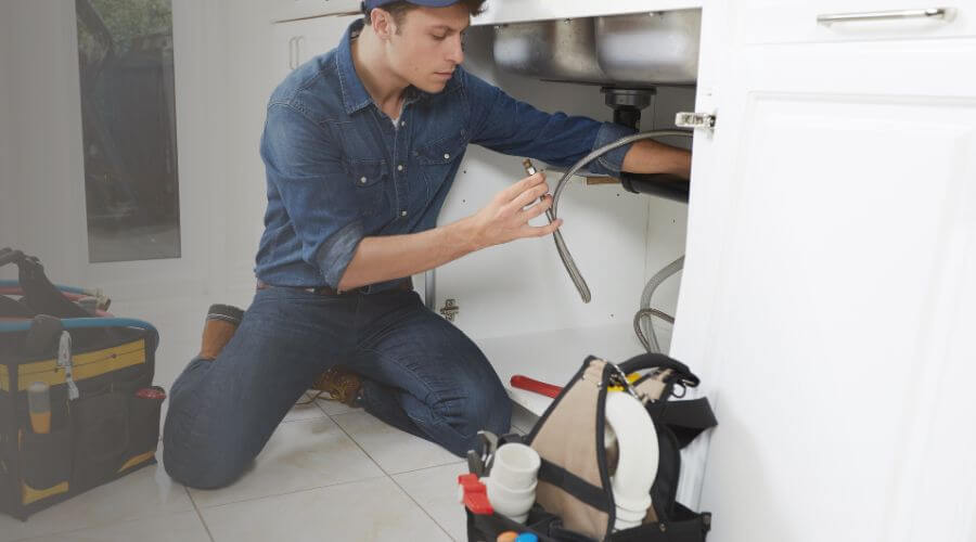 Expert burst pipe repair services in Alamo, IN